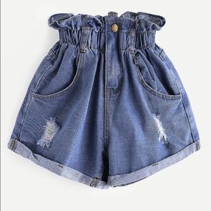 SCRUNCHED DENIM SHORTS NWT